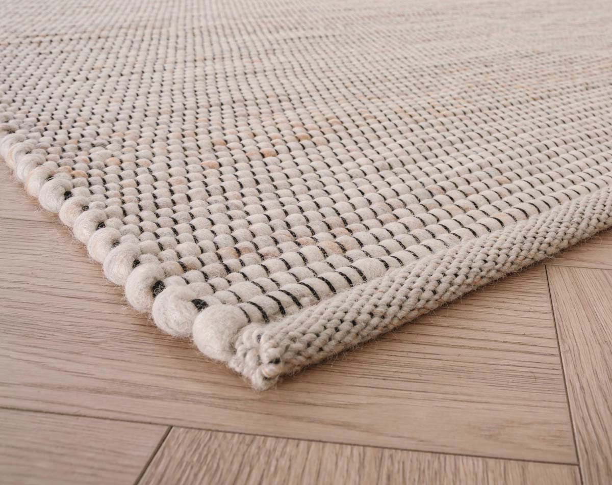 Wool rug - Lett white/beige - close up hoek Wool rug - Lett white/beige - close up hoek