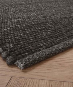 Wool rug - Lett dark grey - close up hoek, thumbnail Wool rug - Lett dark grey - close up hoek, thumbnail