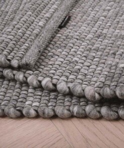 Wool rug - Lett grey - close up vouw, thumbnail