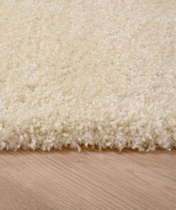 Thick rug - Shaggy Grand cream - close up zijkant, thumbnail