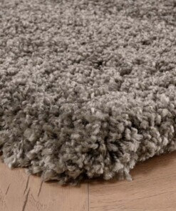 Thick rug - Shaggy Grand light grey - close up hoek, thumbnail