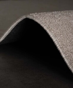 Square low pile rug - Lush cream - close up zijkant, thumbnail