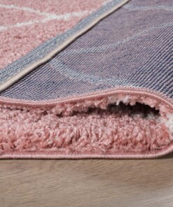 Square berber rug - Artisan pink/white - close up, thumbnail
