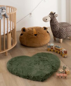 Kids rug heart - Fluffy olive green - sfeer