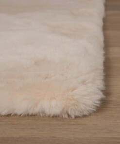 Square thick rug - Comfy plus cream - close up, thumbnail