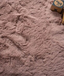 Kids rug sheep - Fluffy pink - close up, thumbnail
