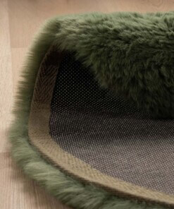 Childrens elephant rug - Fluffy olive green - close up, thumbnail
