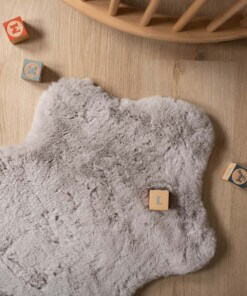 Kids rug sheep - Fluffy light grey - close up, thumbnail