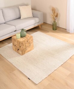 Square wool rug - Lett white - sfeer