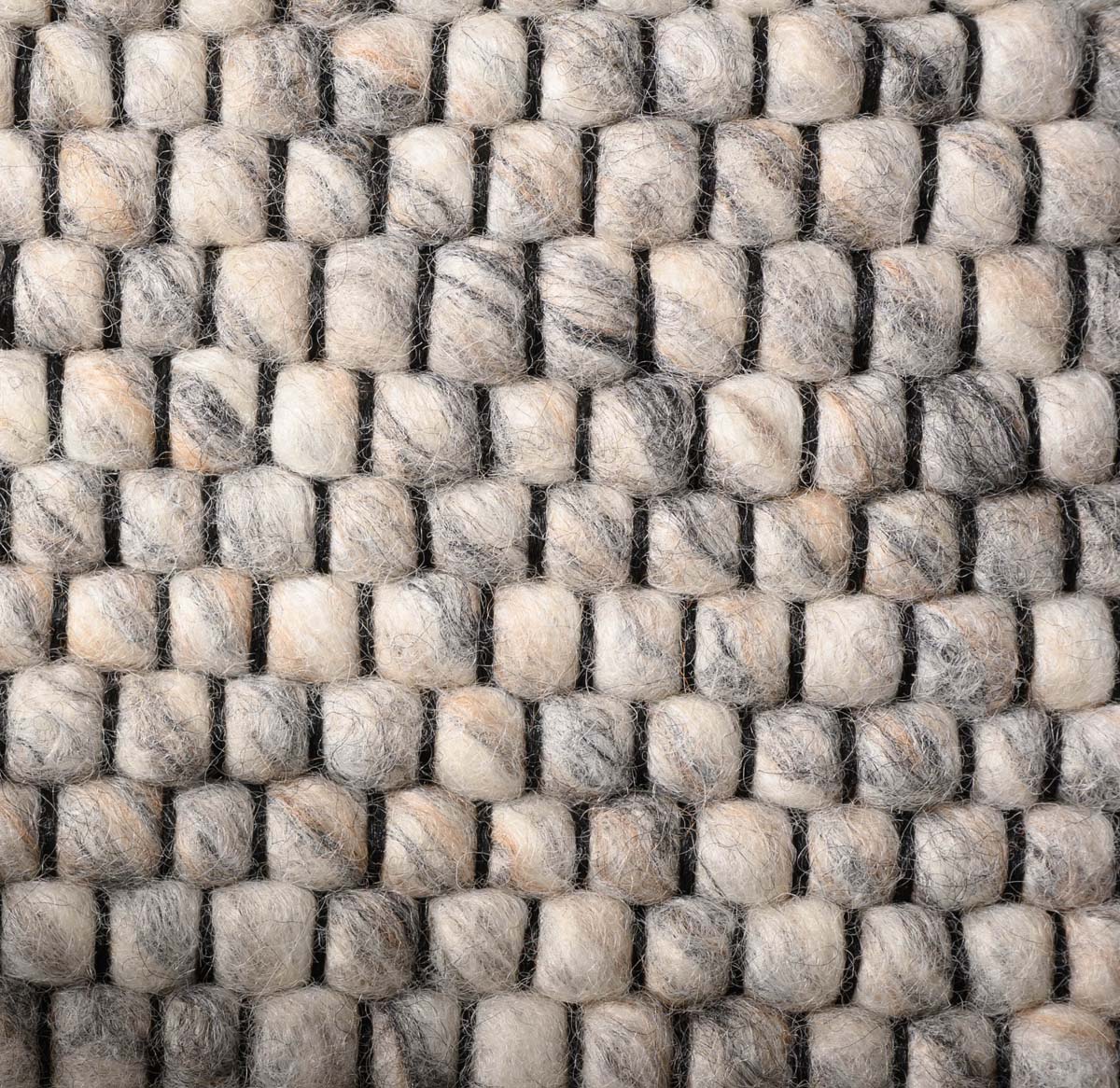 Oval wool rug - Lett light grey - close up Oval wool rug - Lett light grey - close up