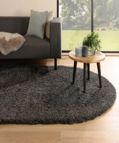 Thick oval rug​ - Cozy Shaggy dark grey - sfeer