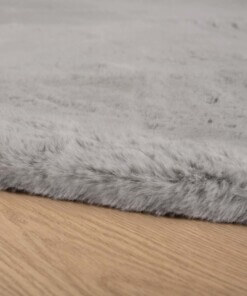 Thick oval rug​ - Comfy plus light grey - close up, thumbnail