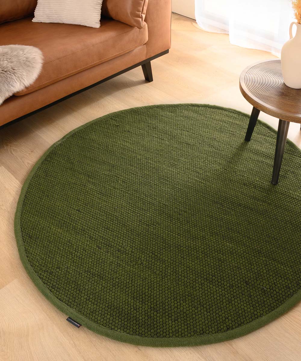 Round wool rug - Lett green - sfeer Round wool rug - Lett green - sfeer