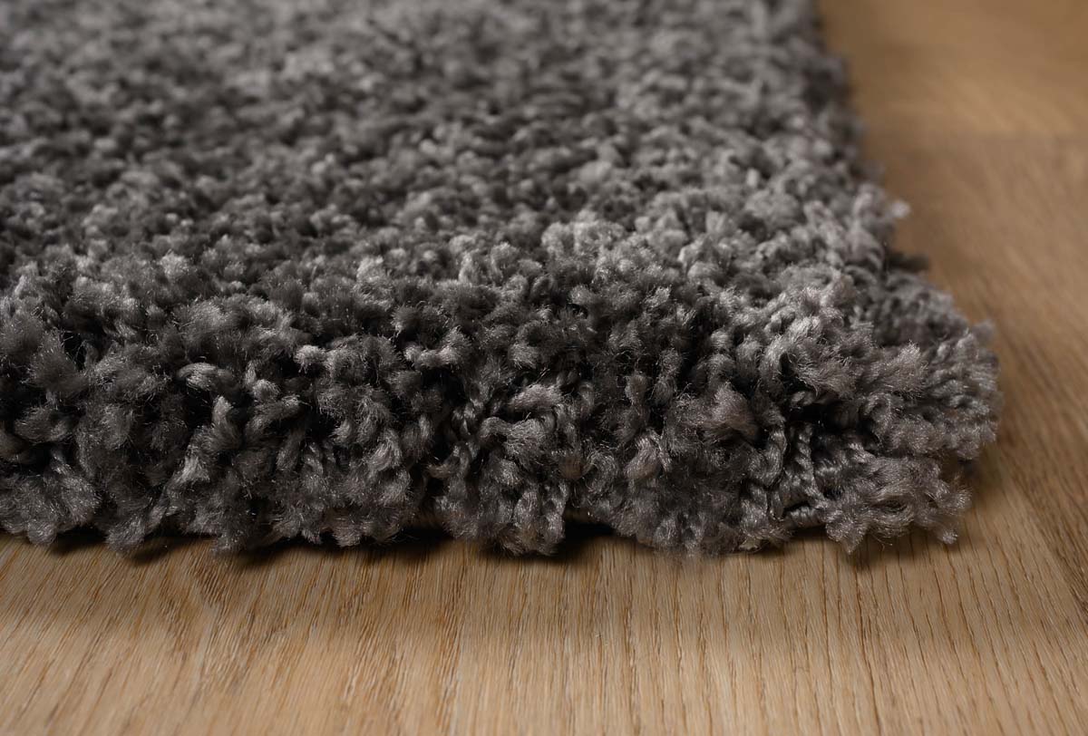 Square thick rug - Shaggy Grand dark grey - close up Square thick rug - Shaggy Grand dark grey - close up