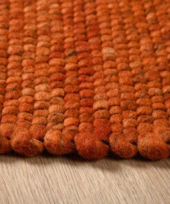 Square wool rug - Lett cognac - close up, thumbnail
