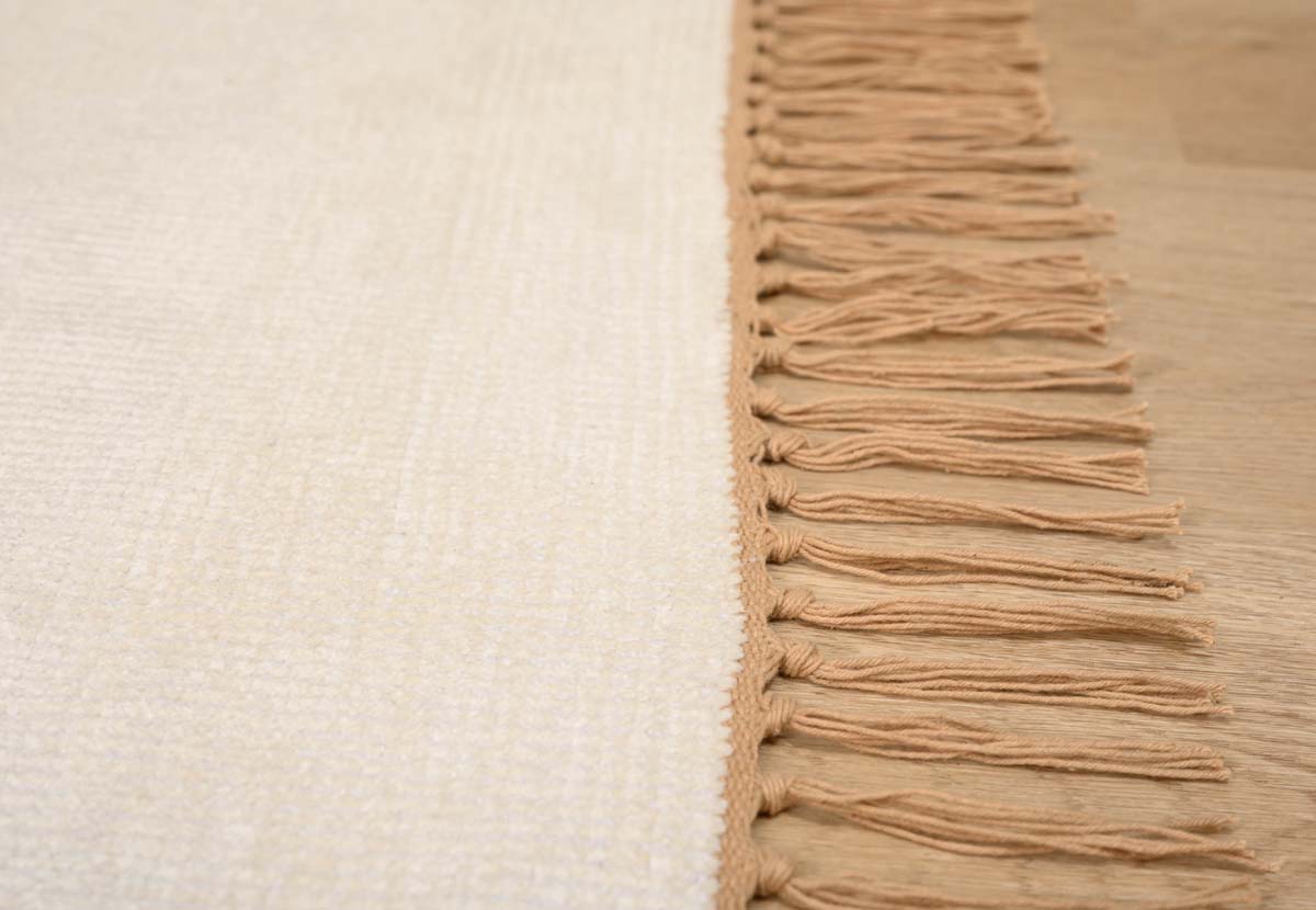 Viscose rug - Gem white - close up zijkant Viscose rug - Gem white - close up zijkant