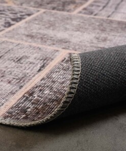 Patchwork rug - Fade Heritage taupe - close up vouw, thumbnail