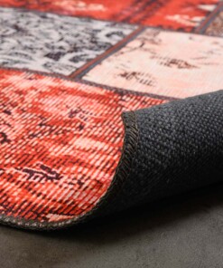 Patchwork rug - Fade No.1 red/multi - close up vouw, thumbnail