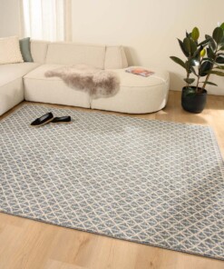 Designer rug​ - Fancy Waves ivory/blue