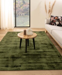 Viscose rug - Glamour green