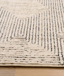 Modern rug - Fancy Maze cream/black - close up