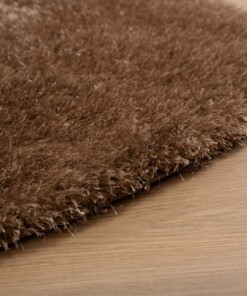 Oval velvet rug - Posh brown - close up, thumbnail