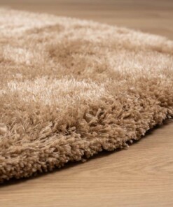 Round shaggy rug​ - Meadow beige - close up, thumbnail