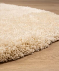 Round shaggy rug​ - Meadow ivory - close up, thumbnail