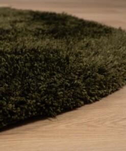 Round shaggy rug - Meadow olive green - close up, thumbnail Round shaggy rug - Meadow olive green - close up, thumbnail