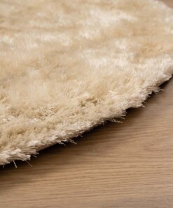 Round shaggy rug​ - Spark cream - close up, thumbnail