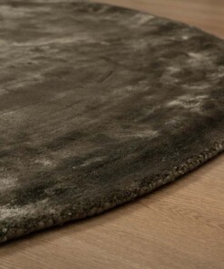 Oval viscose rug - Pearl olive green - close up, thumbnail