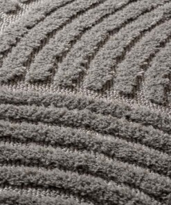 Scandinavian rug - Arc Curve light grey - close up