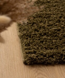 Square thick rug - Shaggy Trend olive green - close up, thumbnail