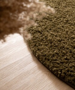 Round thick rug - Shaggy Trend olive green - close up, thumbnail