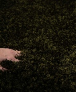 Shaggy rug - Meadow olive green - close up