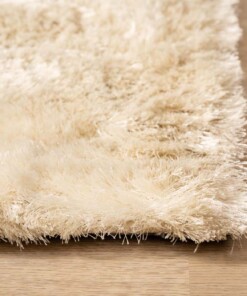 Shaggy rug - Spark cream - close up, thumbnail