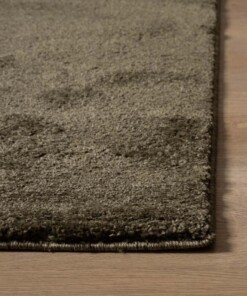 Velvet rug - Flair olive green - close up, thumbnail