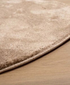 Round velvet rug - Flair beige - close up, thumbnail