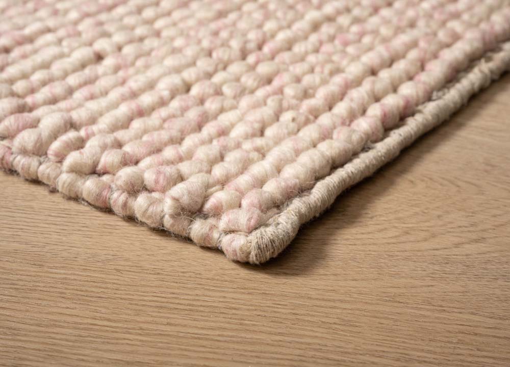 Wool rug - Fjell cream/pink - close up Wool rug - Fjell cream/pink - close up