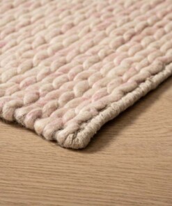 Wool rug - Hyssing cream/pink - close up