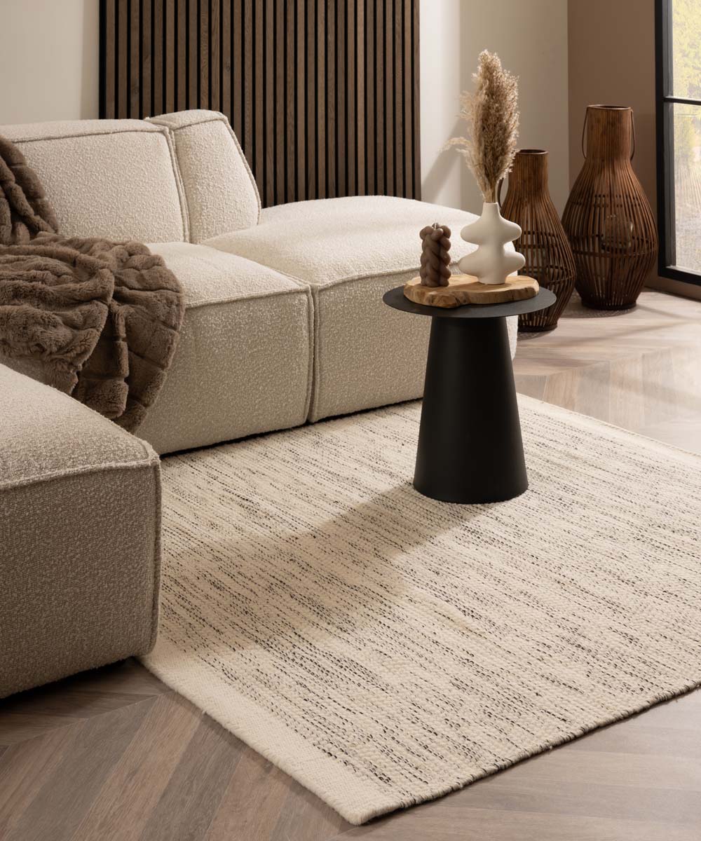 Square wool rug - Ulstein white/black Square wool rug - Ulstein white/black