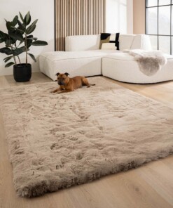 Fluffy rug - Comfy Deluxe taupe - sfeer