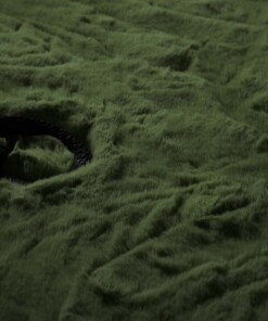 Fluffy rug - Comfy Deluxe olive green - close up, thumbnail