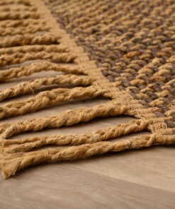 Jute rug - Chunky brown/natural - close up, thumbnail