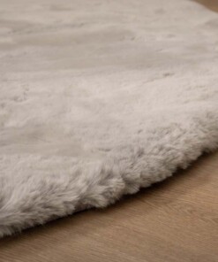 Fluffy rug organic - Comfy Plus light grey - close up, thumbnail