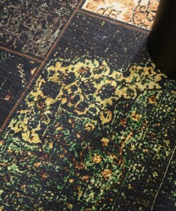 Patchwork rug - Fade No.1 olive green - close up, thumbnail