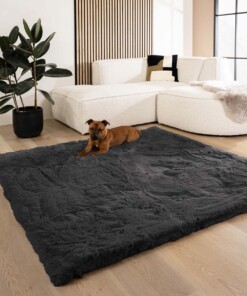 Square fluffy rug - Comfy Deluxe dark grey - sfeer