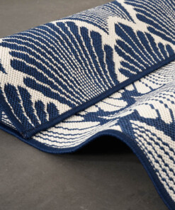 Modern outdoor rug - Flip Scale dark blue - close up, thumbnail Modern outdoor rug - Flip Scale dark blue - close up, thumbnail