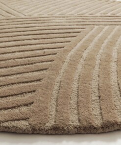 Round rug design​ - Balans Field beige - close up, thumbnail