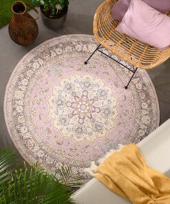 Vintage outdoor rug​ round - Valenca Nova purple/pink - sfeer